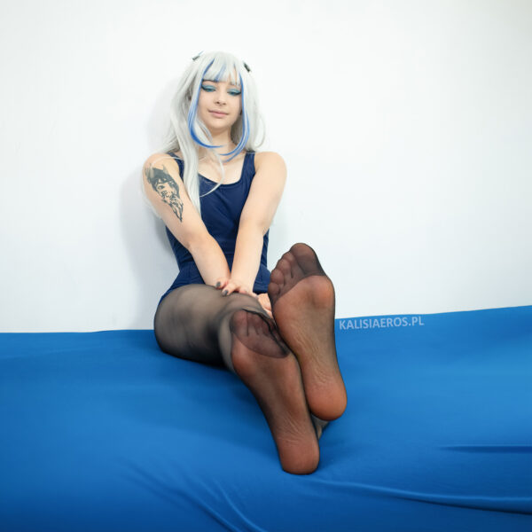 AquaShinon - gawr gura cosplay 1 - sukumizu pantyhose set - Image 2