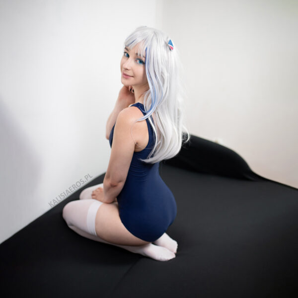 AquaShinon - gawr gura cosplay 2 - sukumizu kneesocks set - Image 2